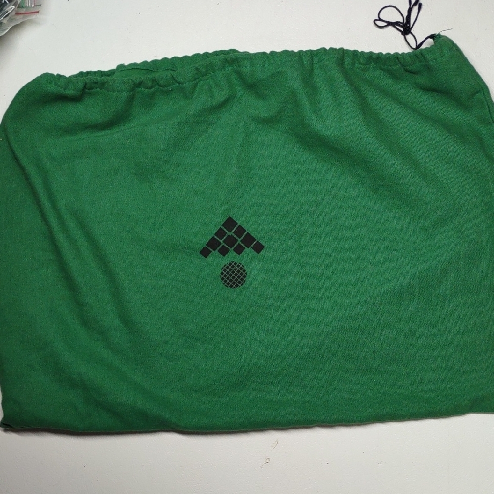 Bottega Veneta Vibrant Green Dust Bag - Picture 5 of 6